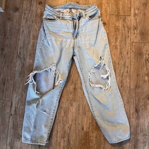 Universal Thread Light Blue Distressed Women's Jeans